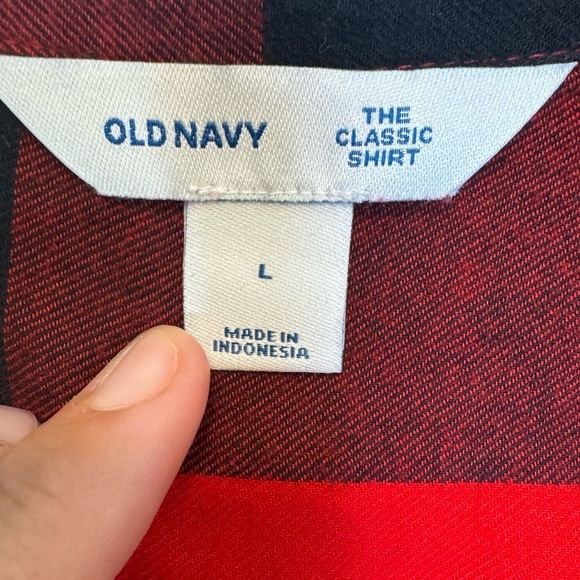Old Navy The Classic Shirt Button Up Buffalo Plaid Black and Red Mens Size L - Picture 12 of 12